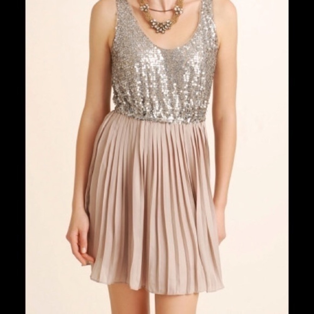 NWT BB Dakota silver sequin tan pleated skirt dress